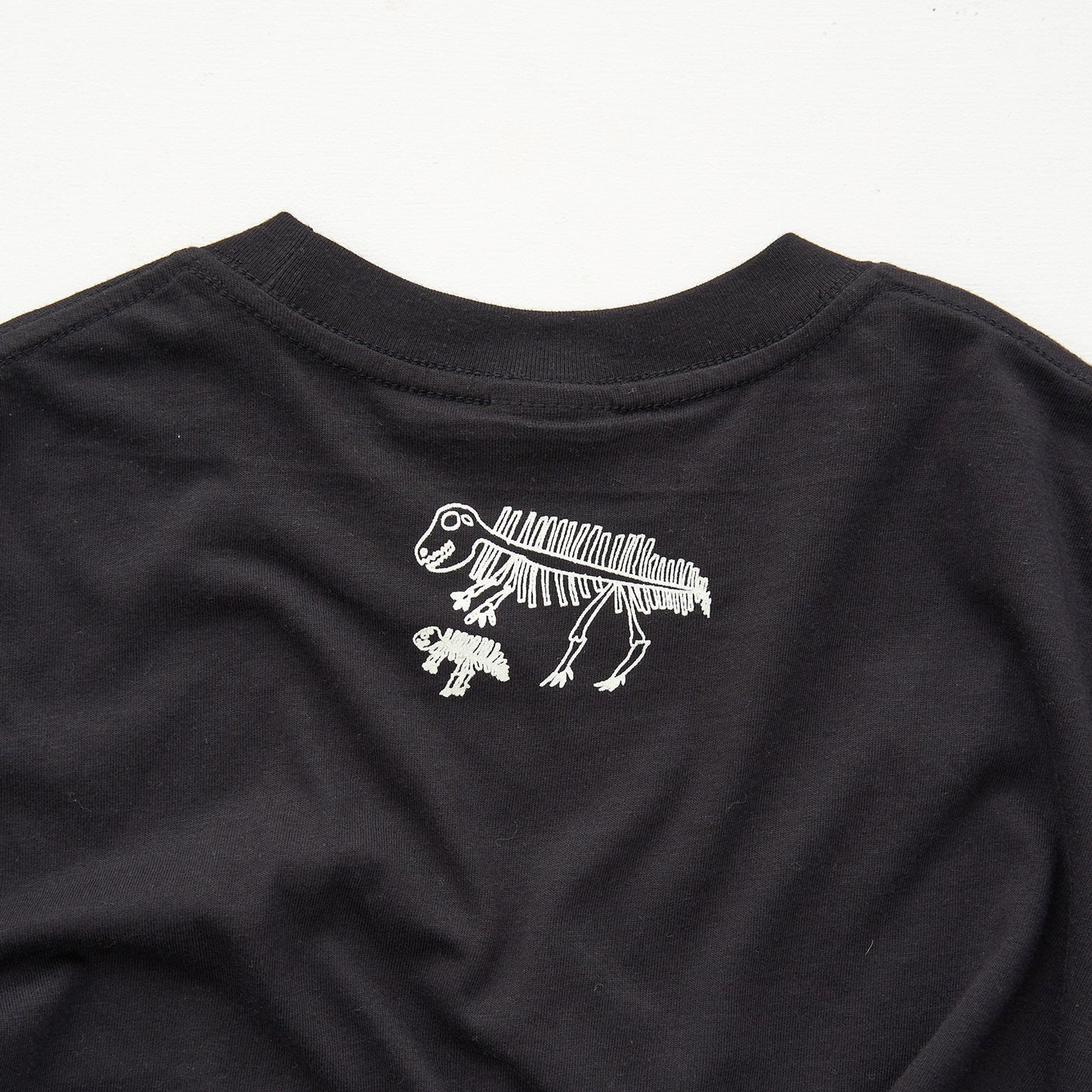 オーガニックコットンTシャツ( ティラノサウルス)| 恐竜 / 親子