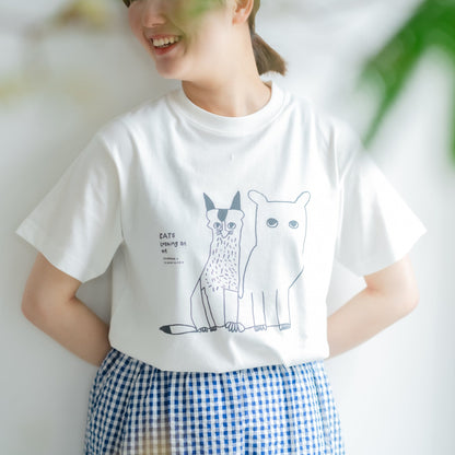 【新商品】オーガニックTシャツ｜おとな（見つめる猫）