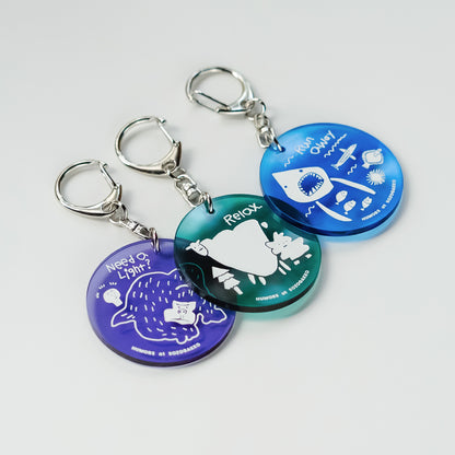 【新商品】アクリルキーホルダー（パープル）｜ゴリラ親分＆電球ボーイ