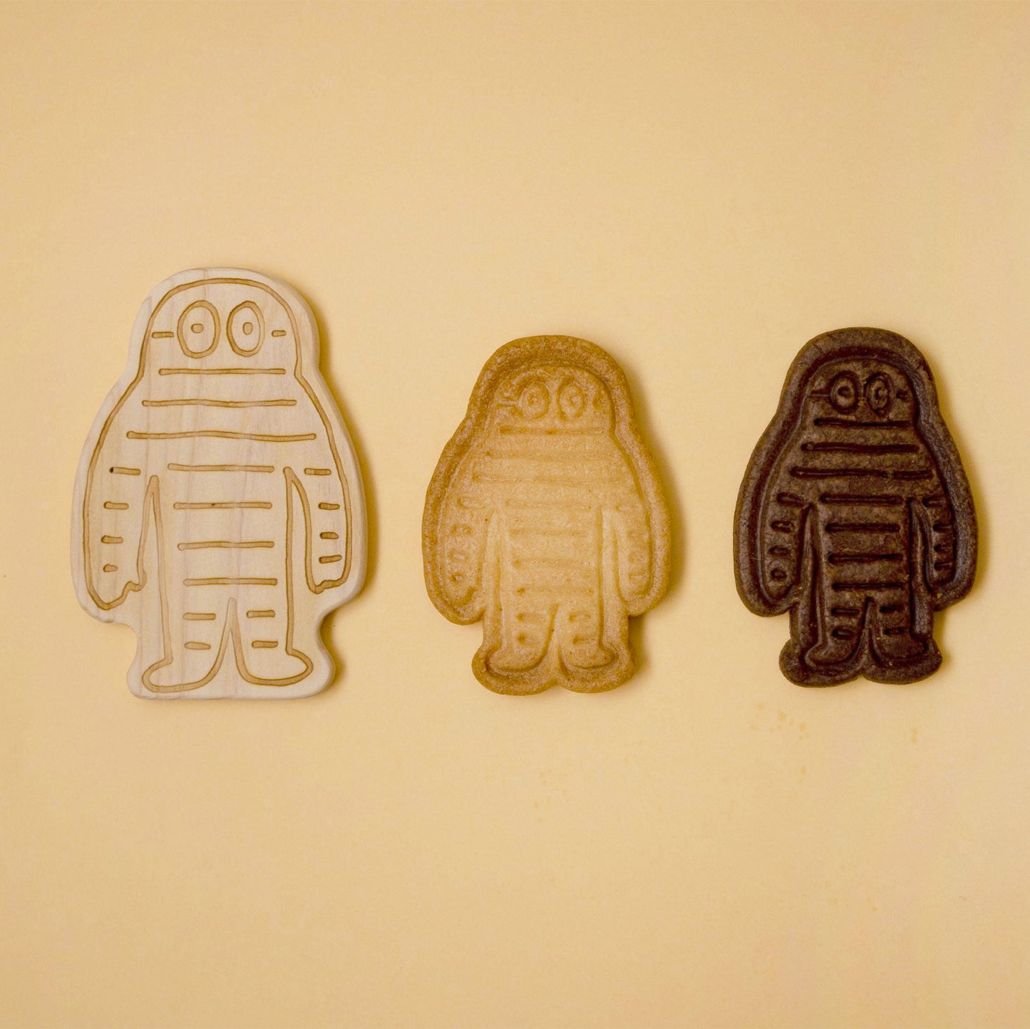 まるでクッキーみたいなミイラのミラー｜多摩産材【限定50個】2/6以降順次出荷