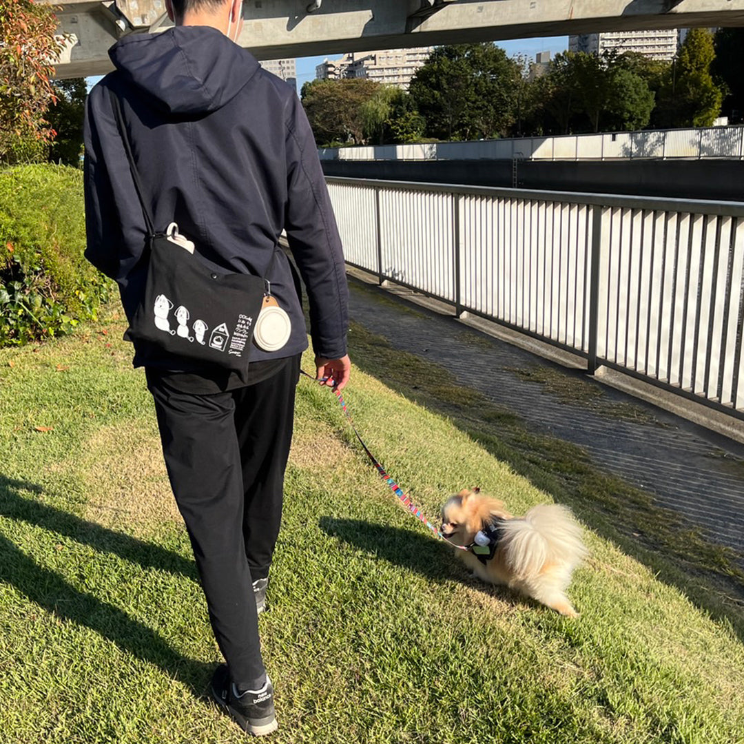 ３匹の犬のサコッシュ